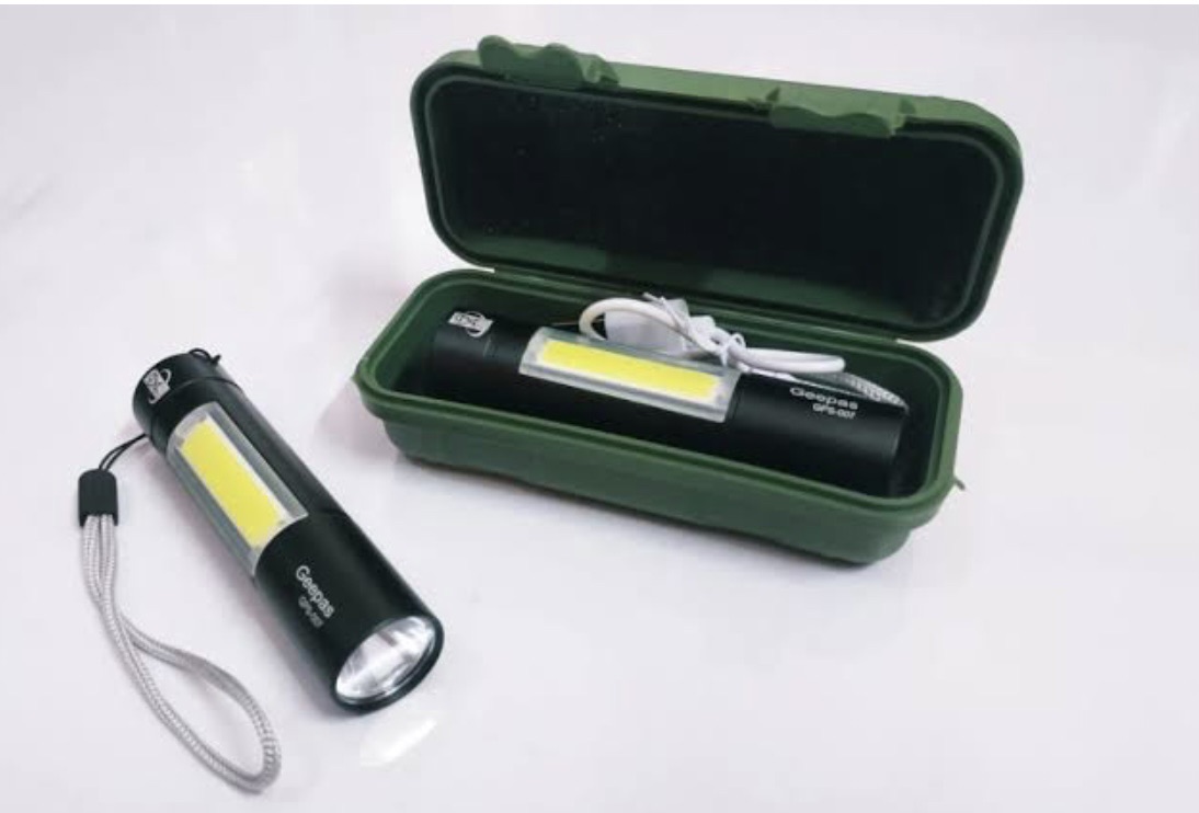 Geepas GP-007 রিচার্জেবল এলইডি টর্চ লাইট